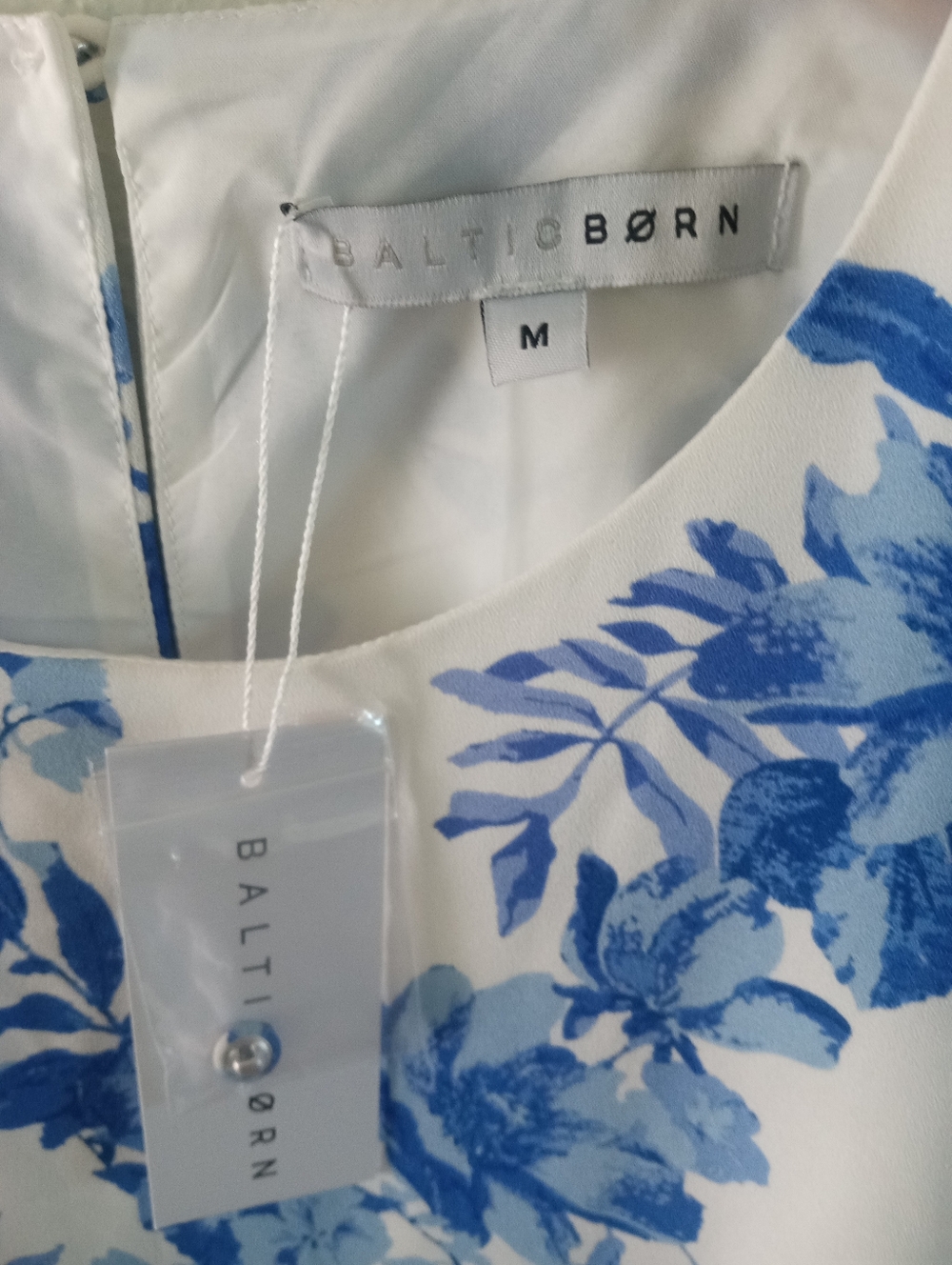 🆕 BALTIC BORN Elena French Blue Floral Mini Dress | M NWT - Picture 3 of 7